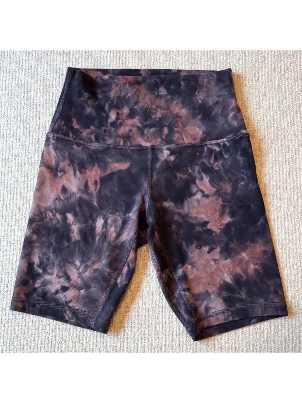 Lululemon Align Biker Shorts Size 4 XS Black Purple Tie Dye